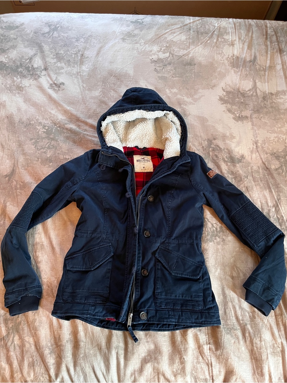 Hollister Navy Hooded Sherpa-Lined Women’s Jacket